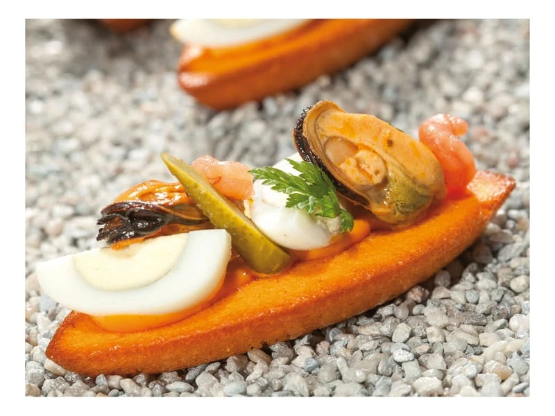 Moule Barquettes - 60 X 40 Cm - 6,6 X 2,7 Cm (48 Empreintes) - Flexipan 1 Moule Barquettes - 60 X 40 Cm - 6,6 X 2,7 Cm (48 Empreintes) - Flexipan