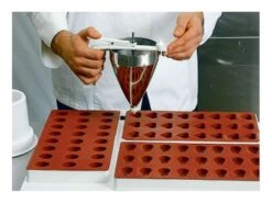 Moule à Pâte De Fruit - Forme Poire - Martellato 7 Moule à Pâte De Fruit - Forme Poire - Martellato -Fournitures De Pâtisserie moule pate de fruit forme poire 3 main 650