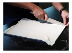 Plaque Spéciale Feuilletage - 40 X 30 Cm - Meilleur Du Chef 9 Plaque Spéciale Feuilletage - 40 X 30 Cm - Meilleur Du Chef -Fournitures De Pâtisserie plaque feuilletage 4 main 650